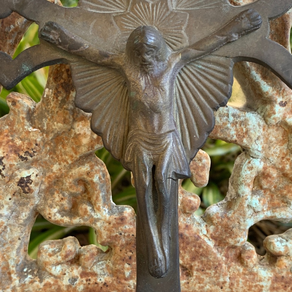 Antique Brass Crucifix Wall Decor - Picture 2 of 10
